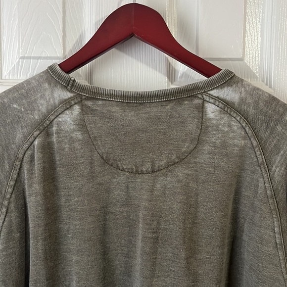 Lucky Brand lightweight shirt - XL. - Picture 9 of 10